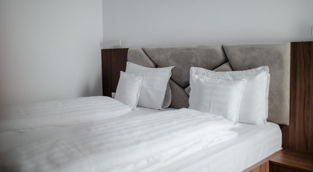 Hotel Ariata Scheia Zewnętrze zdjęcie