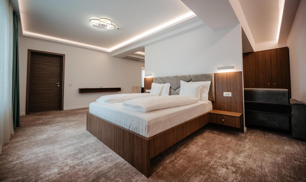Hotel Ariata Scheia Zewnętrze zdjęcie